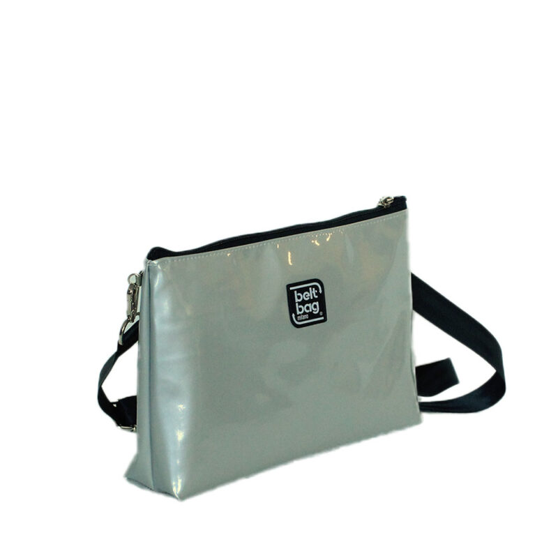 SHOULDER-BAG-laccato-grigio-chiaro-side